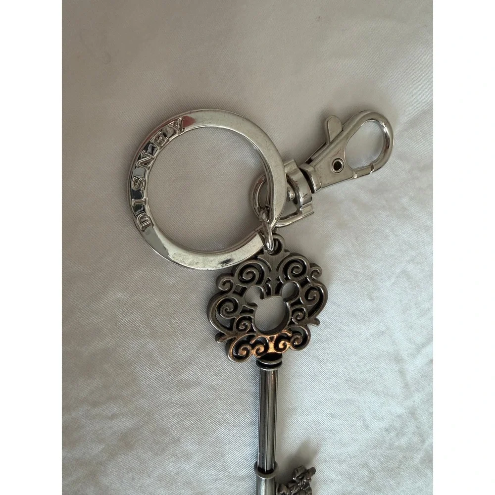 Disney Parks Mickey Mouse Filigree Skeleton Key Keychain Burnished Silver Tone